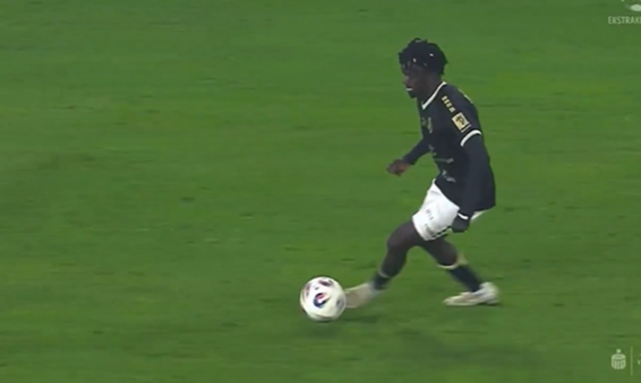 PADOLINO SEZONU w wykonaniu piłkarza Pogoni xD [VIDEO]